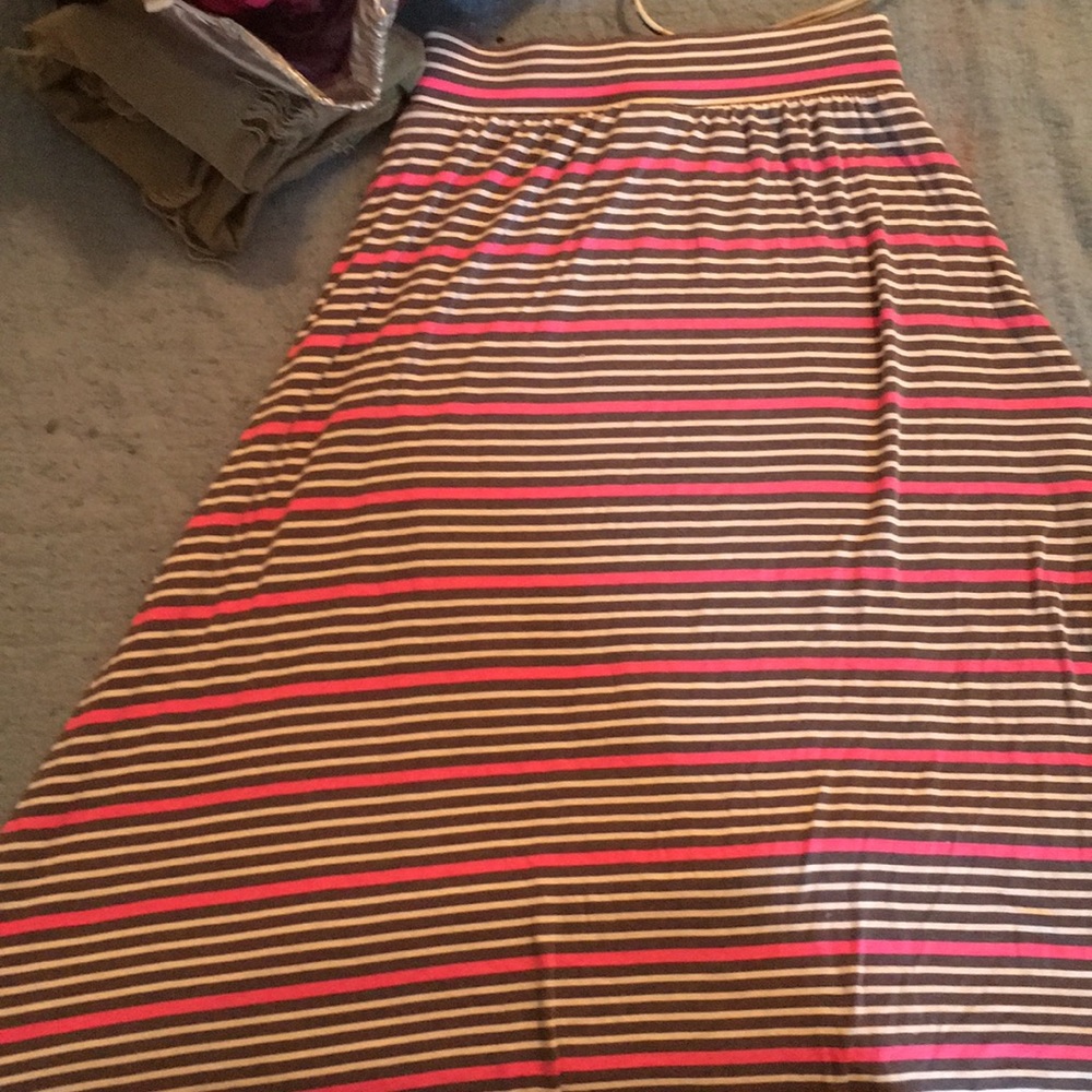 Cherokee skirt stripes